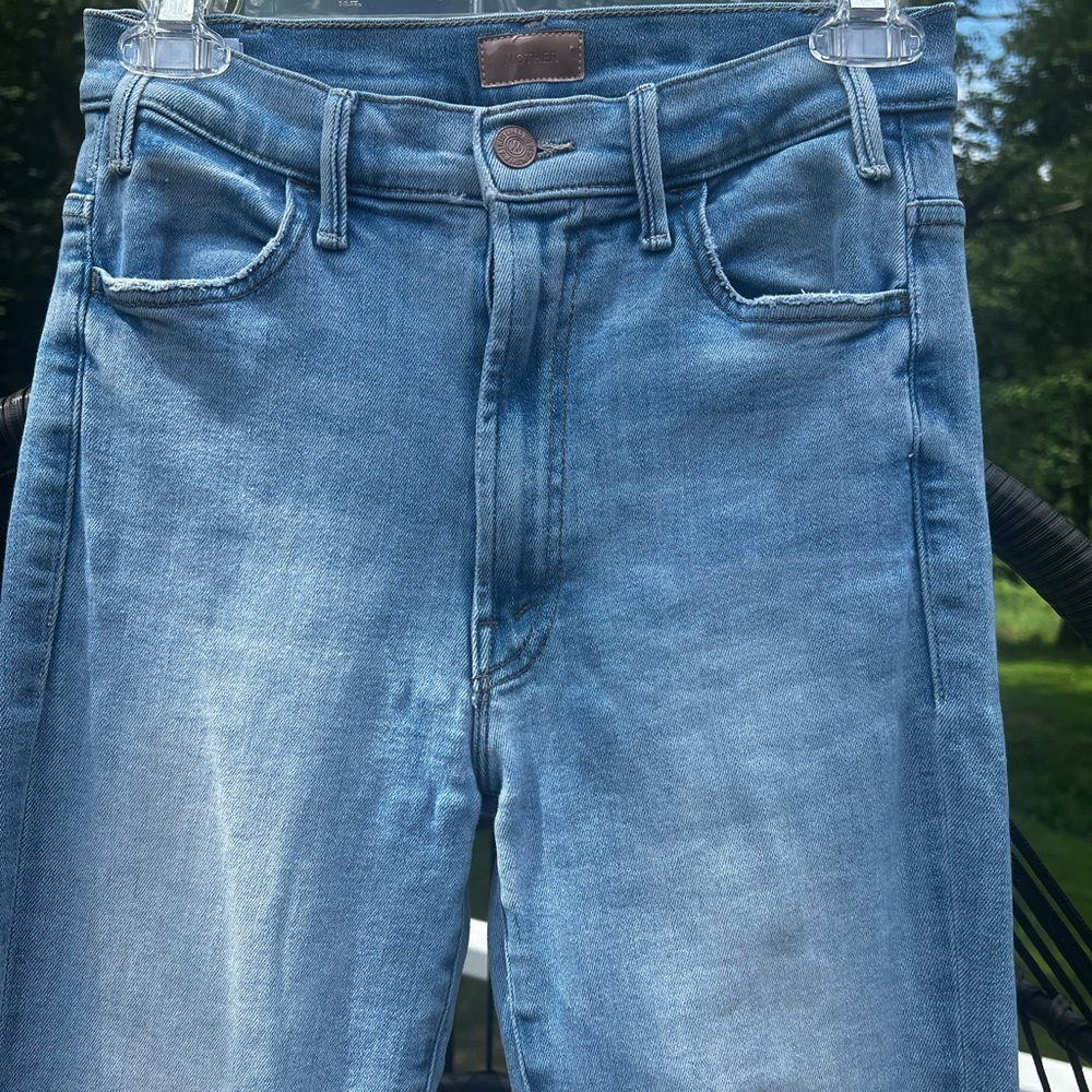 MOTHER The Hustler Ankle Fray Blue Cropped Jeans in Au Revoir Wash Size 26 - Picture 8 of 13